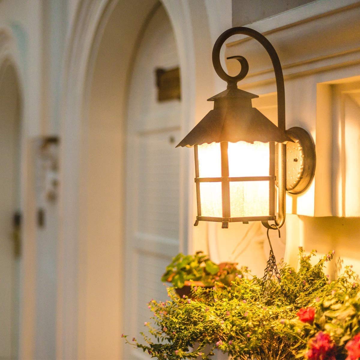 LE LED Light Bulbs 60 Watt Equivalent, 9W 800 Lumens Non-Dimmable, Soft Warm White 2700K, A19 E26 Standard Medium Base, 10000 Hour Lifetime 5 Count (Pack of 1) - Image 3